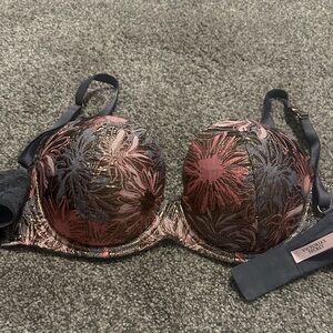 Victoria's Secret Dark Floral Lace Bra - Black and Pink